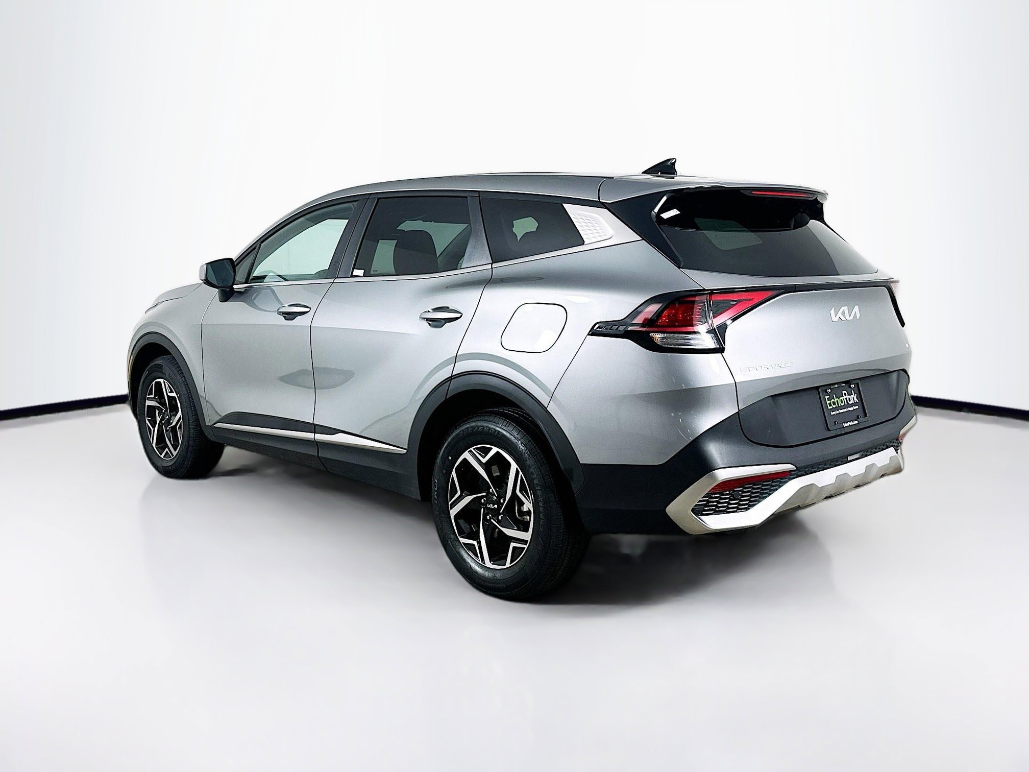 Used 2025 Kia Sportage LX AWD/4WD image 5