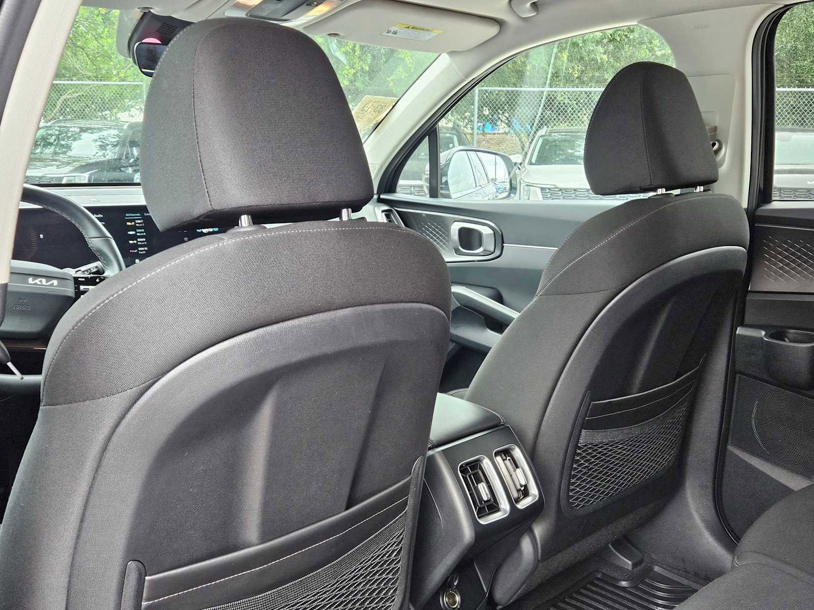 Certified 2026 Kia Sorento LX FWD image 15