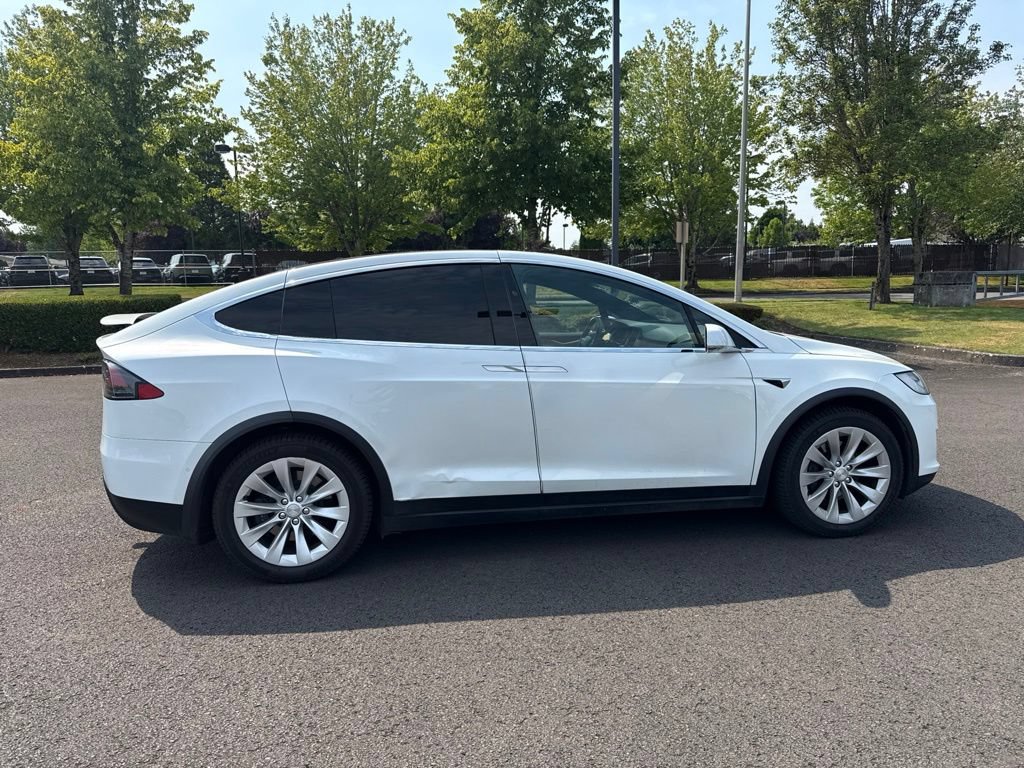 Used 2019 Tesla Model X Long Range AWD/4WD image 8