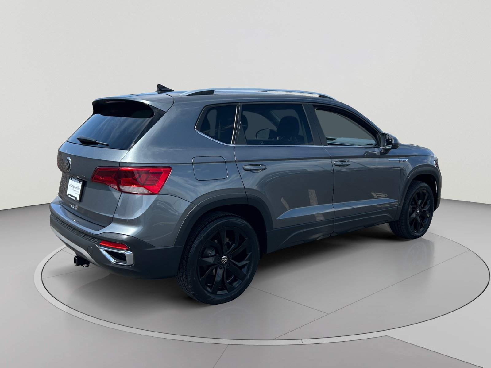 Certified 2022 Volkswagen Taos SE FWD image 5