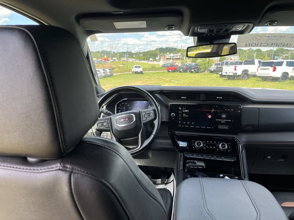 Used 2023 GMC Sierra 1500 AT4 w/ AT4 Preferred Package AWD/4WD image 15
