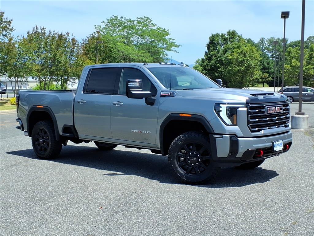 New 2026 GMC Sierra 2500 AT4 w/ AT4 Preferred Package AWD/4WD image 2