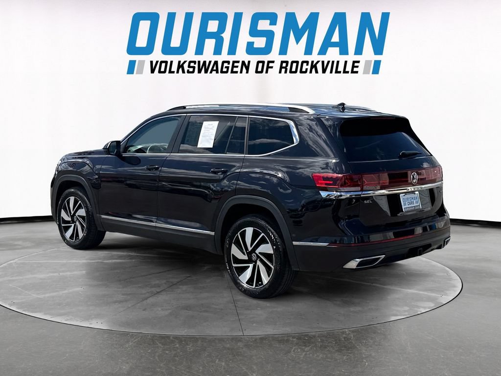 Used 2025 Volkswagen Atlas SEL AWD/4WD image 4