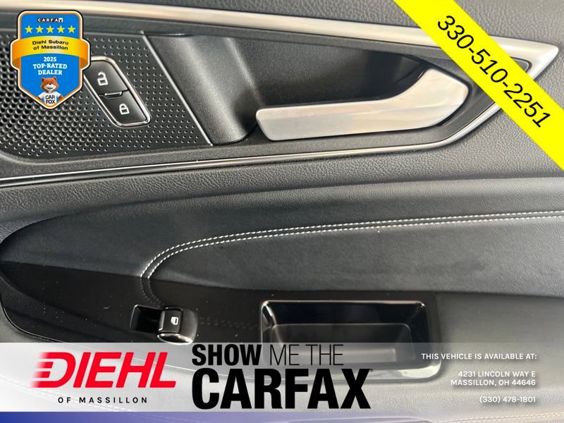 Used 2019 Ford Edge Titanium w/ Equipment Group 301A AWD/4WD image 18