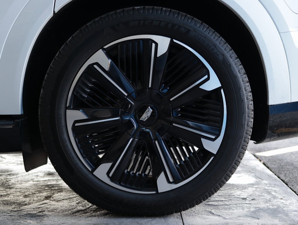 Used 2025 Cadillac Escalade IQ Sport 1 image 47