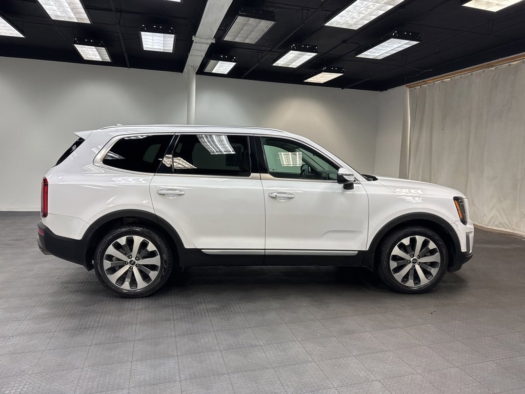 Used 2022 Kia Telluride S image 6