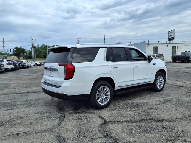 Used 2024 GMC Yukon SLT w/ SLT Luxury Package AWD/4WD image 4