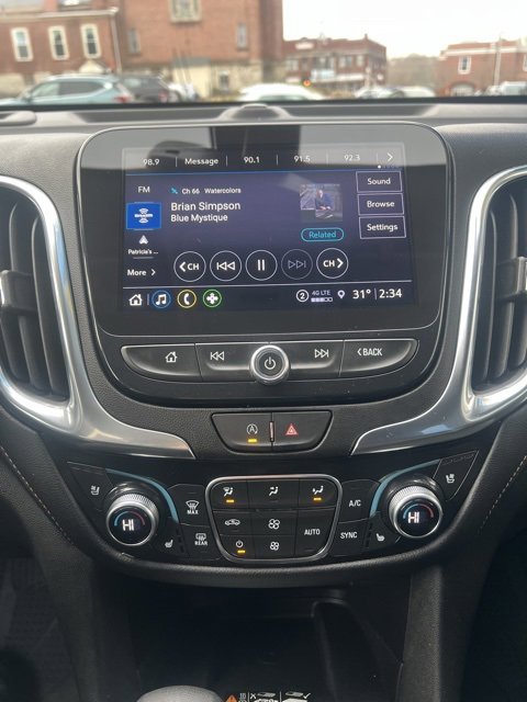 Used 2024 Chevrolet Equinox Premier image 33