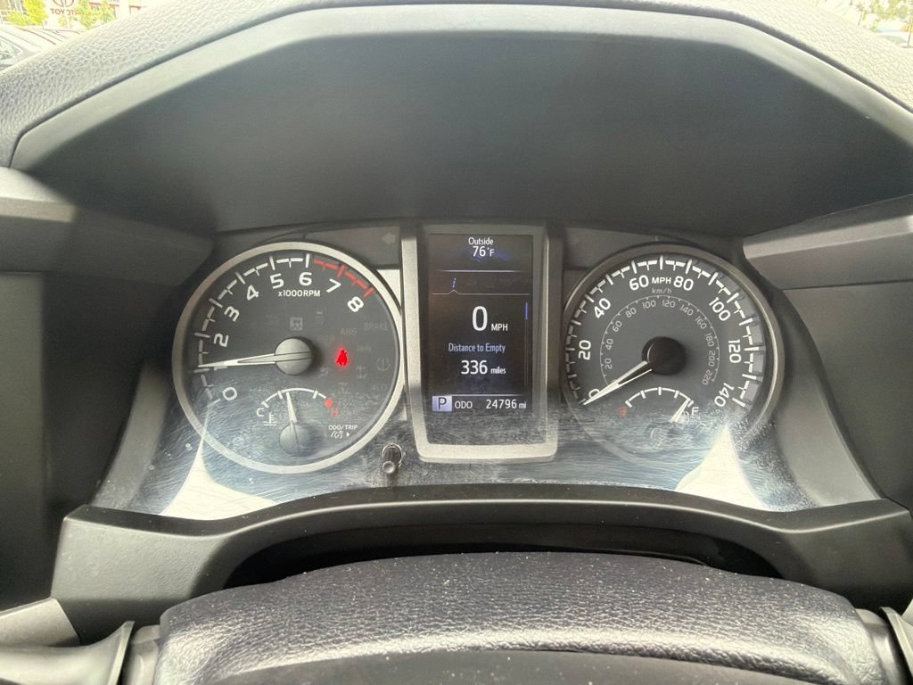 Used 2021 Toyota Tacoma TRD Off-Road w/ Technology Package AWD/4WD image 27