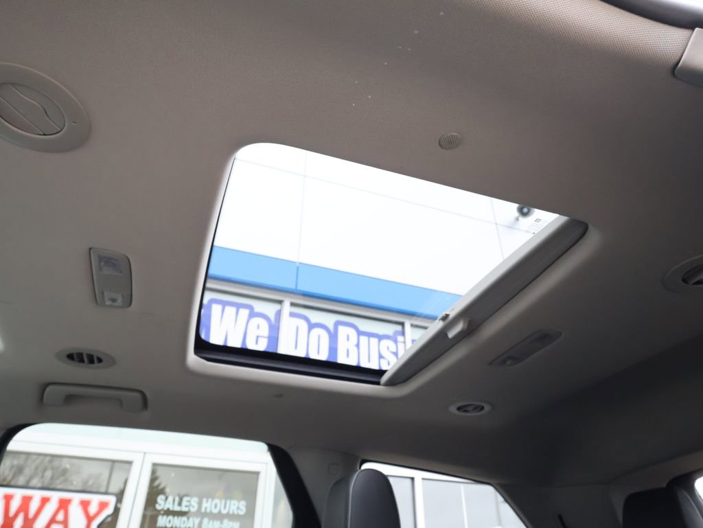 Used 2021 Buick Enclave Avenir w/ Avenir Technology Package image 29