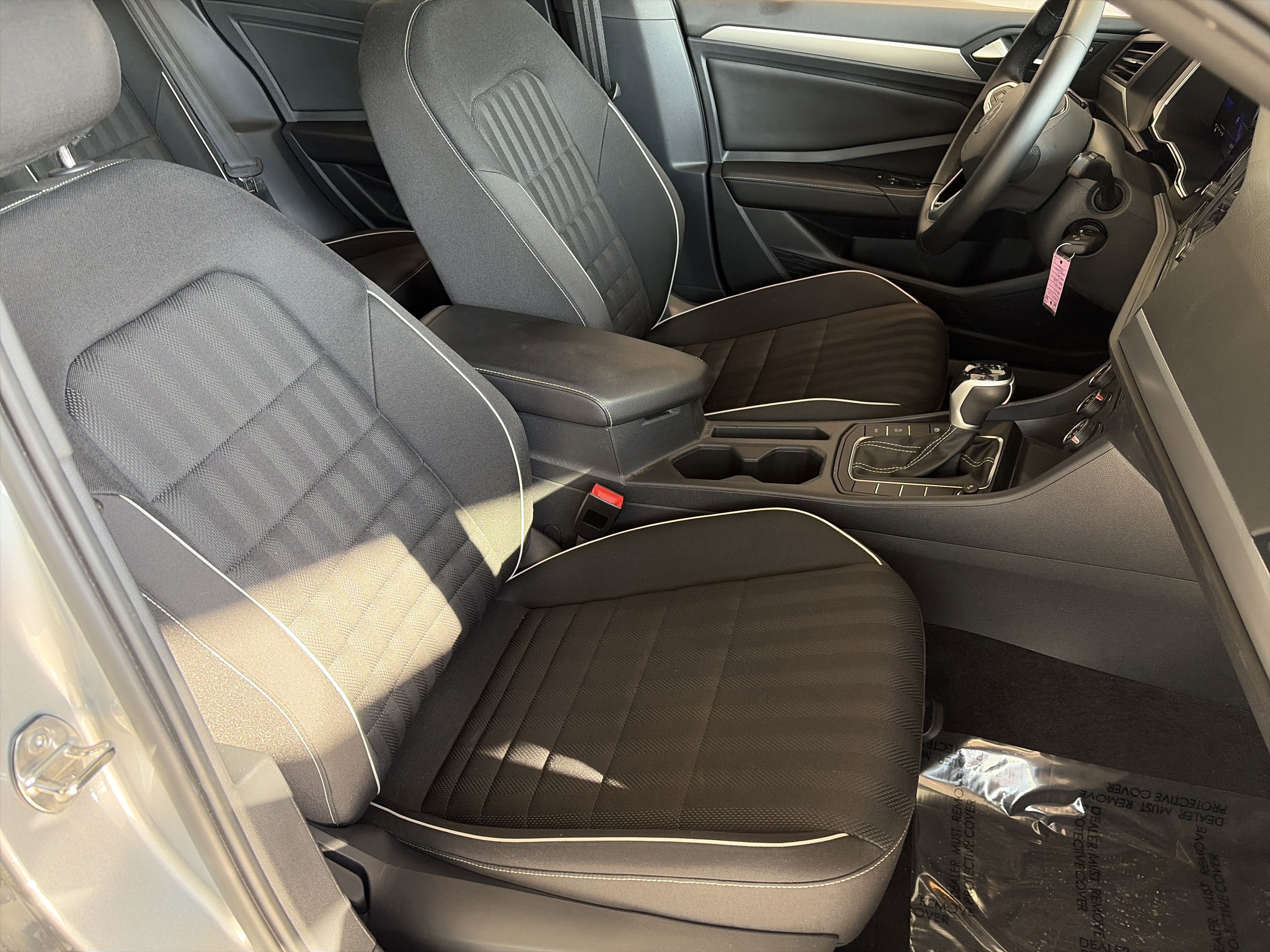 Certified 2023 Volkswagen Jetta Sport image 31