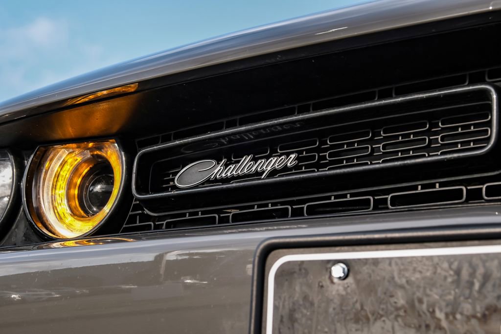 Used 2018 Dodge Challenger R/T image 44