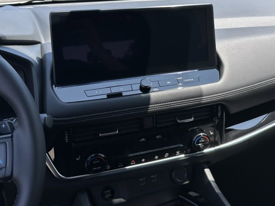 New 2025 Nissan Rogue SL w/ Tech Package image 18