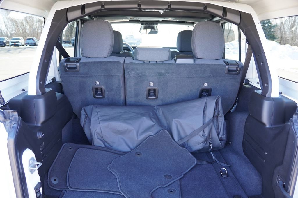 Certified 2025 Jeep Wrangler Unlimited Sahara w/ Safety Group image 20