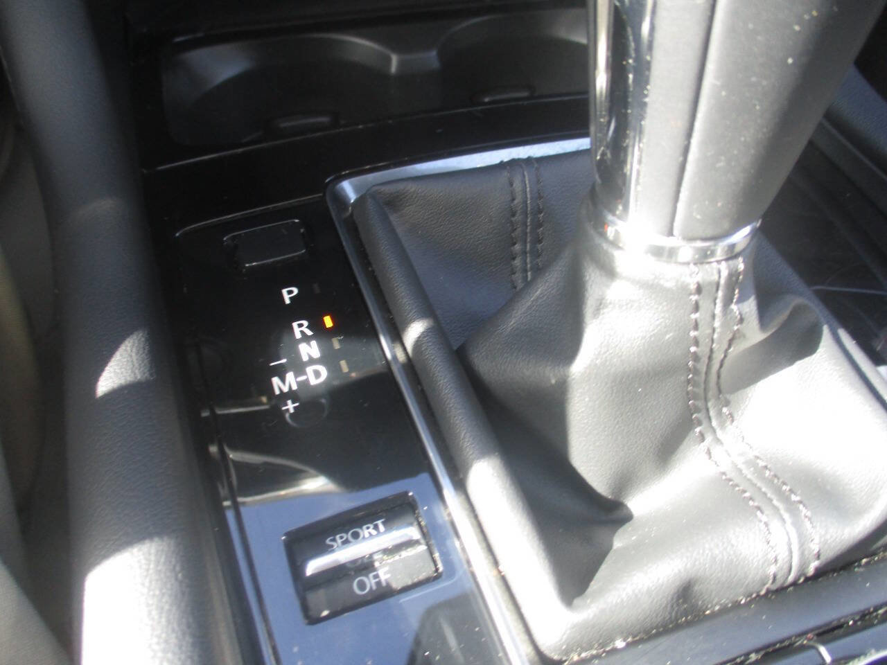 Used 2025 MAZDA MAZDA3 s image 23
