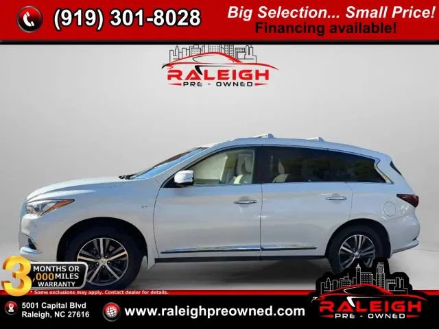Used 2019 INFINITI QX60 Luxe w/ Essential Package image 2