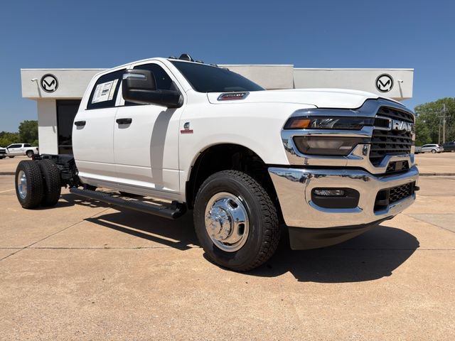 New 2026 RAM 3500 Tradesman w/ Chrome Appearance Group A AWD/4WD image 3
