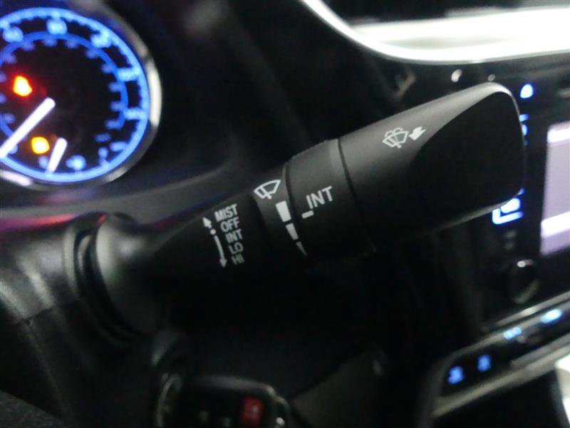 Used 2019 Toyota Corolla LE image 37