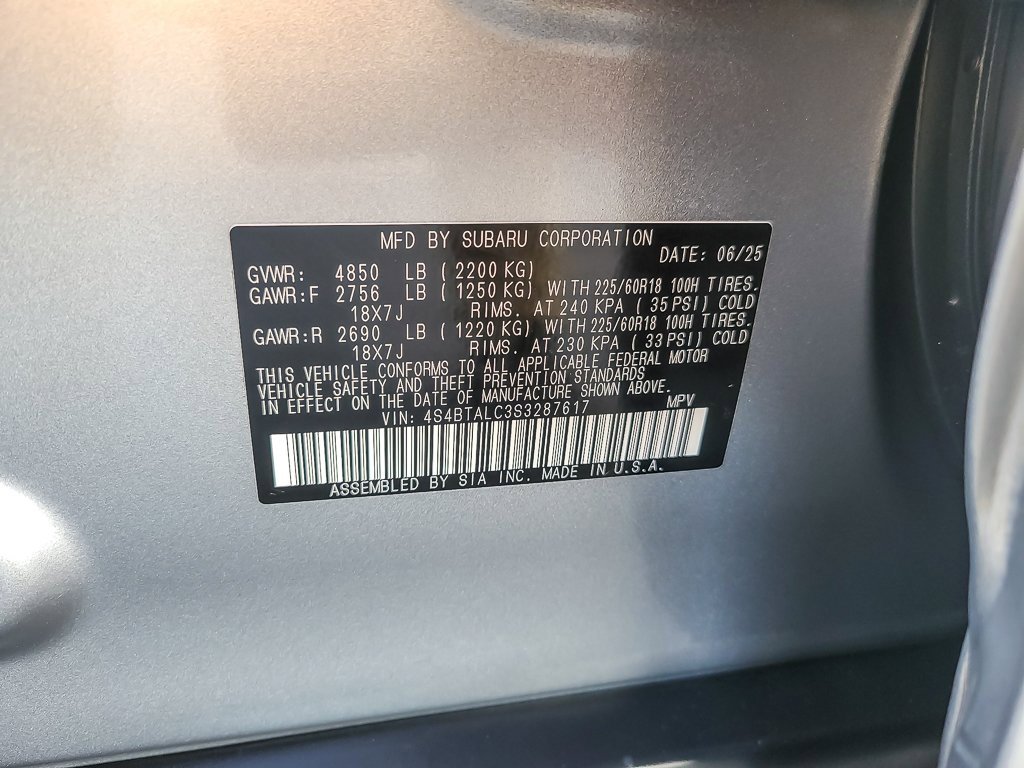 Certified 2025 Subaru Outback Onyx Edition image 24