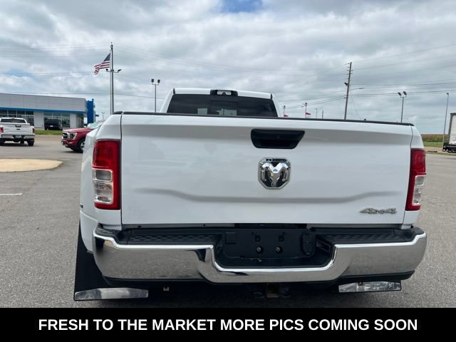 Used 2024 RAM 3500 Tradesman w/ Chrome Appearance Group AWD/4WD image 23