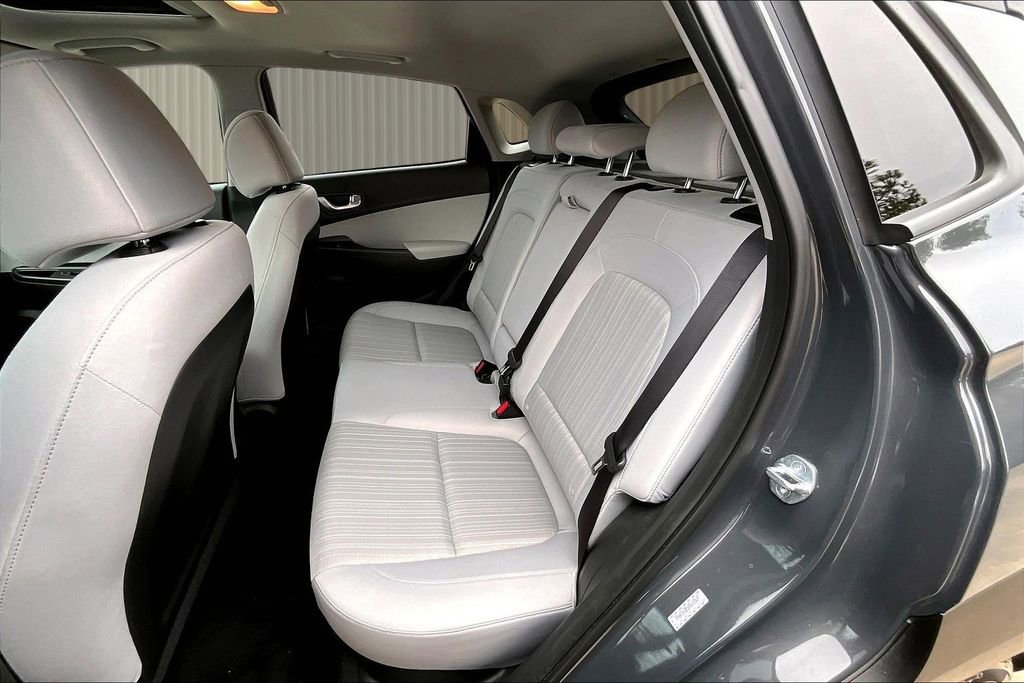 Used 2023 Hyundai Kona SEL w/ Convenience Package image 26