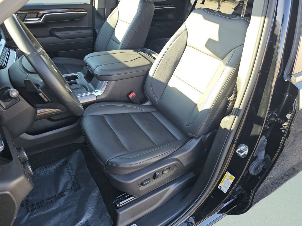 Used 2024 Chevrolet Silverado 1500 LT Trail Boss w/ Convenience Package II image 6