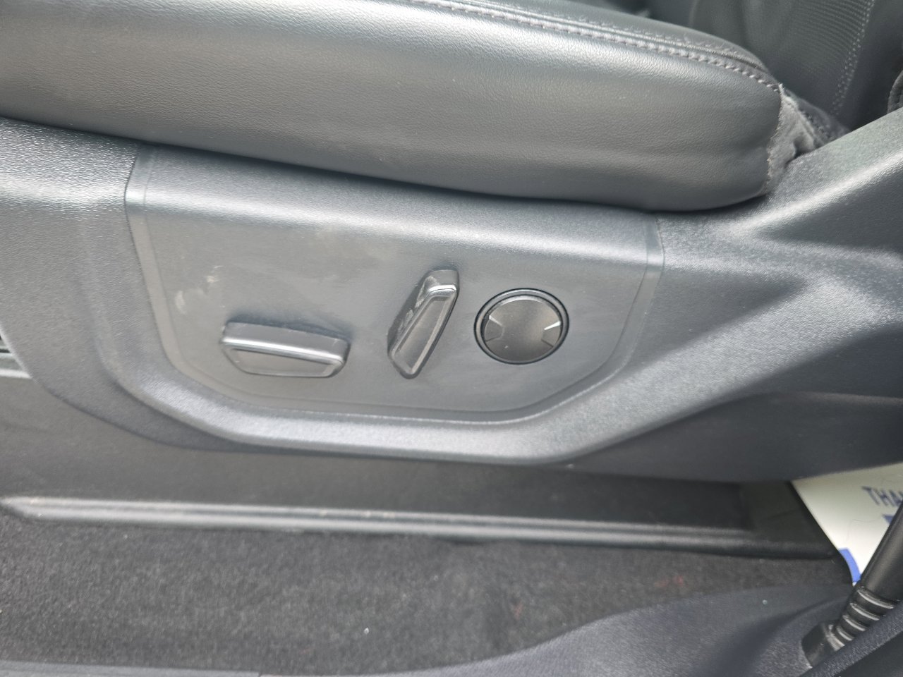 Used 2024 Ford Expedition Max XLT image 25