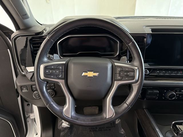 Used 2022 Chevrolet Silverado 1500 LTZ w/ LTZ Premium Package AWD/4WD image 35