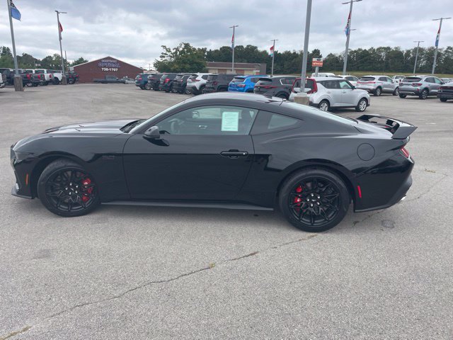 New 2026 Ford Mustang GT Premium w/ GT Performance Package RWD image 6