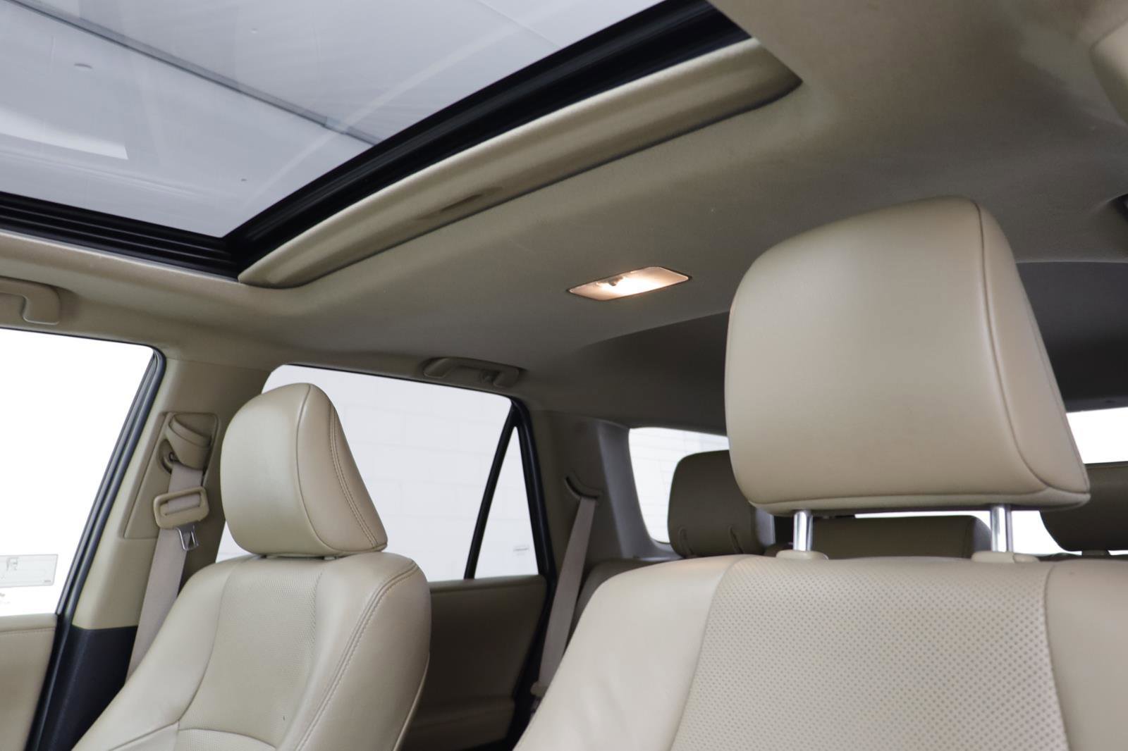 Used 2014 Toyota 4Runner Limited image 13