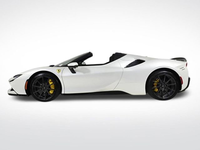 Used 2024 Ferrari SF90 Spider image 7