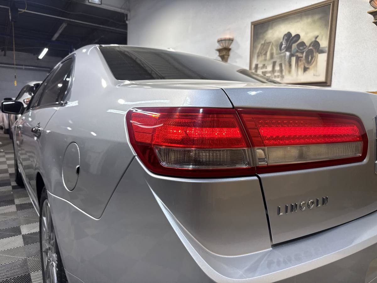 Used 2012 Lincoln MKZ Hybrid FWD image 8