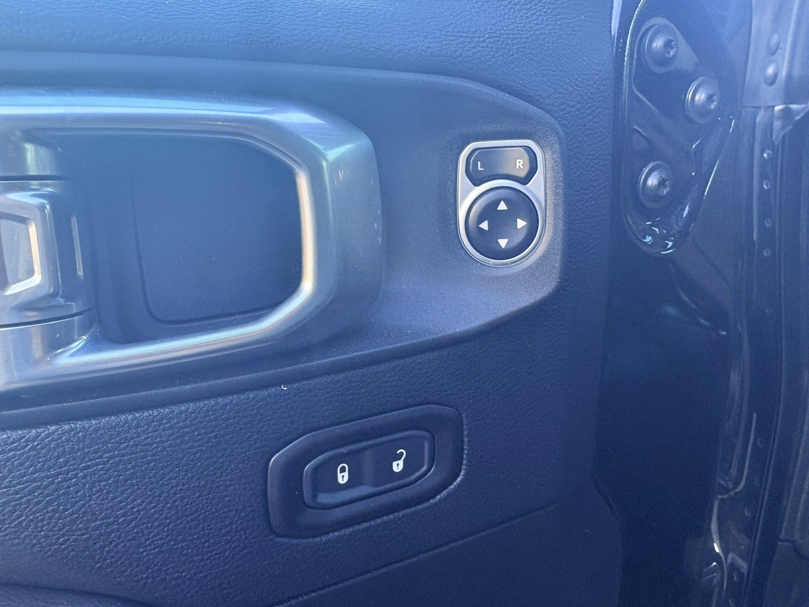 Used 2019 Jeep Wrangler Unlimited Rubicon image 13