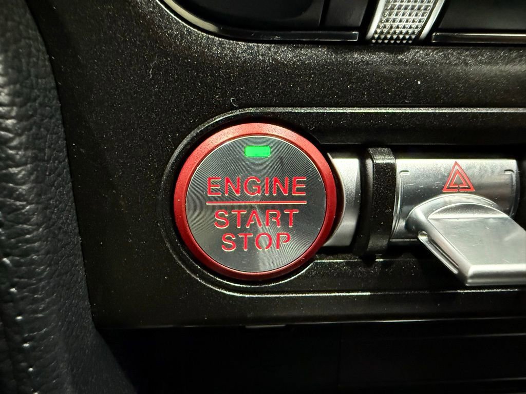 Used 2022 Ford Mustang Premium image 31