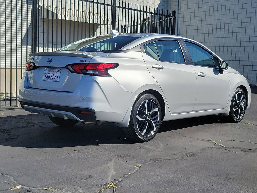 Used 2025 Nissan Versa SR w/ Trunk Package image 31