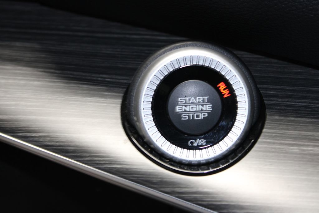 Used 2023 Jeep Wagoneer Series II image 46