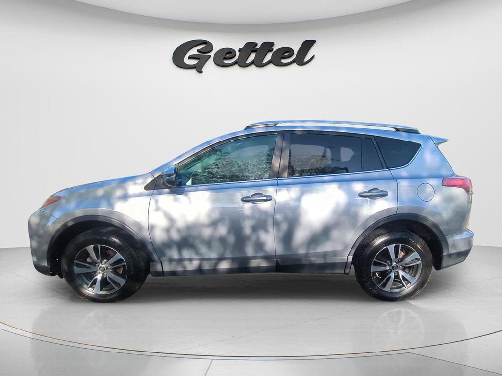 Used 2016 Toyota RAV4 XLE AWD/4WD image 8
