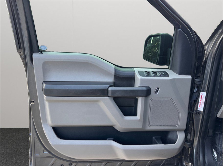 Used 2019 Ford F150 XL w/ Equipment Group 101A Mid AWD/4WD image 18