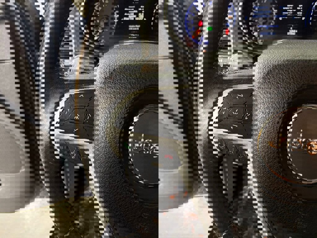 Used 2015 Jeep Grand Cherokee Altitude image 20