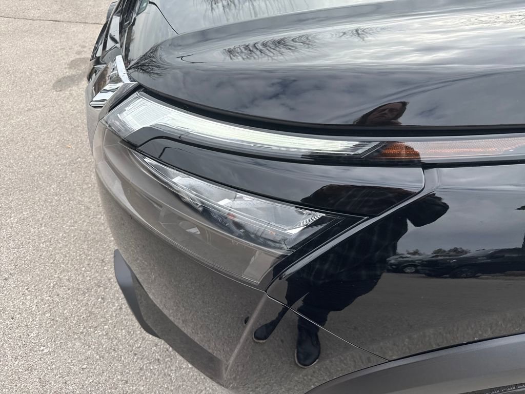 Certified 2025 Nissan Pathfinder Platinum image 40