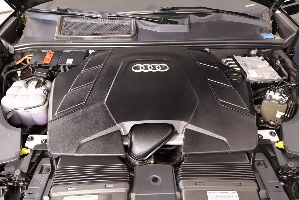 Used 2022 Audi Q8 Premium Plus w/ Premium Plus Package image 21