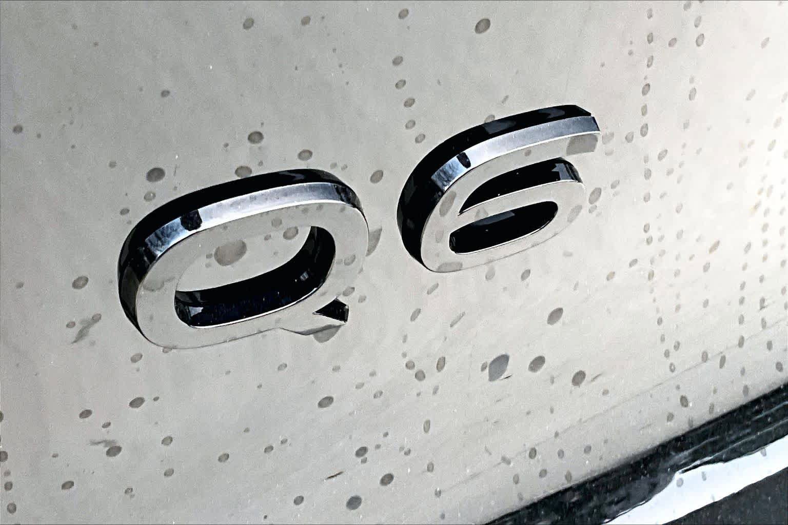 New 2025 Audi Q6 e-tron Premium AWD/4WD image 15