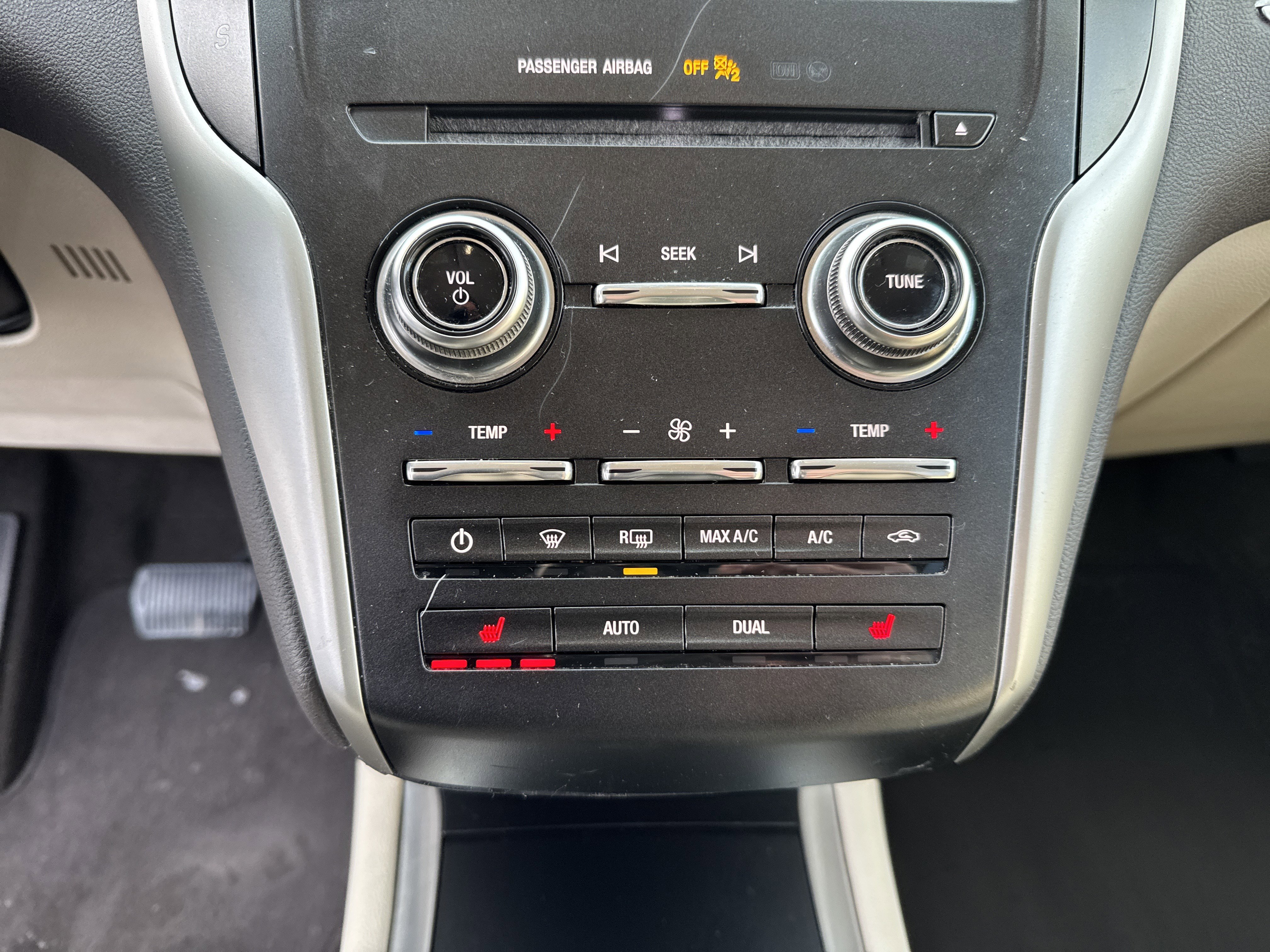 Used 2019 Lincoln MKC Premiere image 33