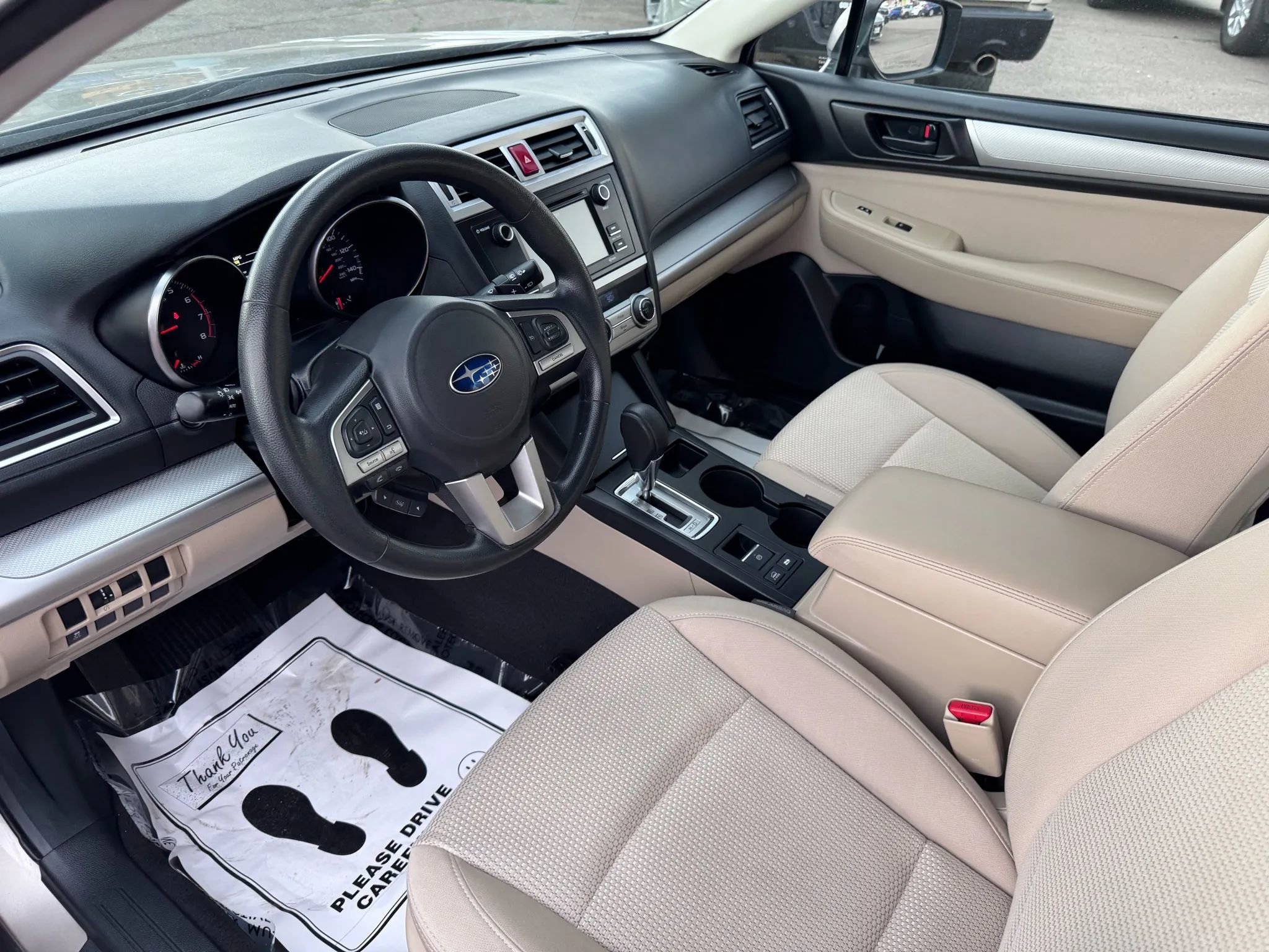 Used 2017 Subaru Outback 2.5i AWD/4WD image 14