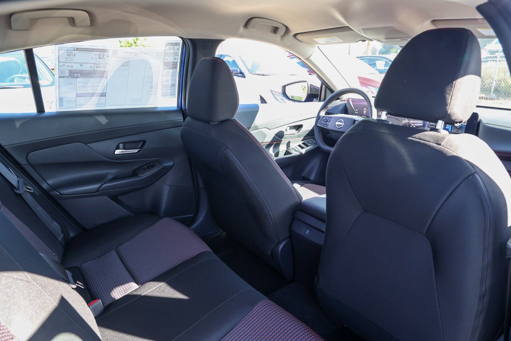 New 2027 Nissan Sentra SR FWD image 17