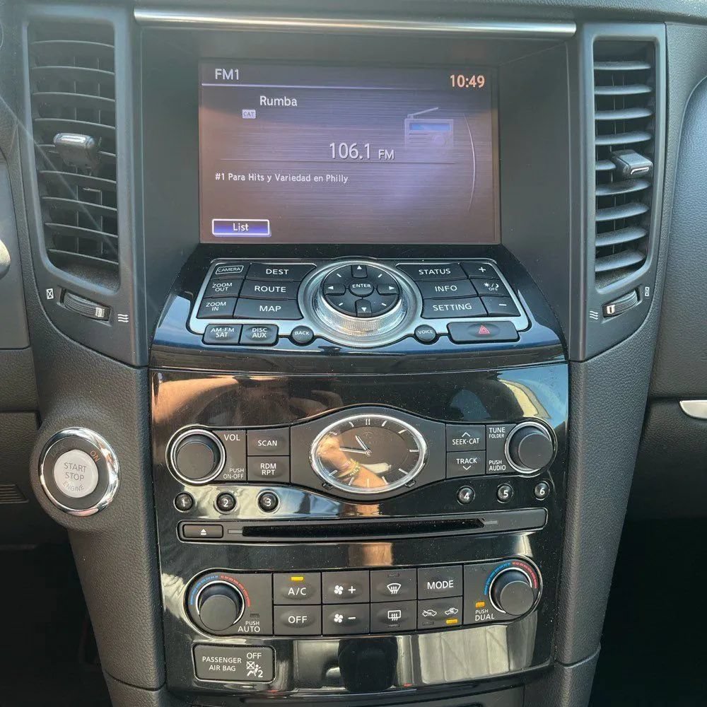 Used 2014 INFINITI QX70 AWD w/ Premium Package image 27