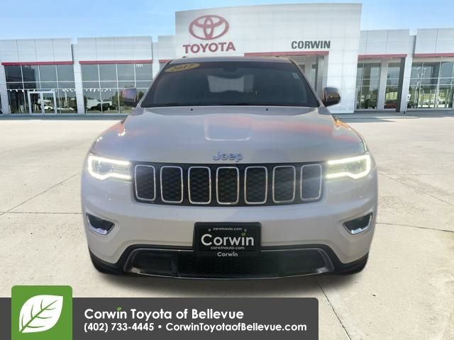 Used 2017 Jeep Grand Cherokee Limited w/ Luxury Group II image 8