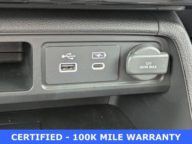 Used 2025 Honda Pilot Touring image 31