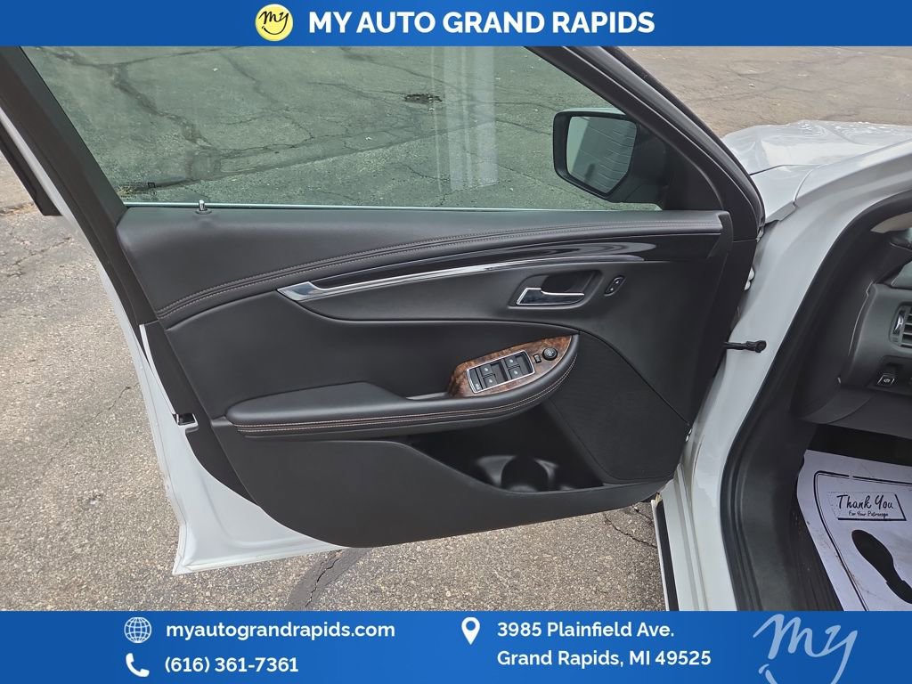 Used 2014 Chevrolet Impala LT w/ Convenience Package image 20