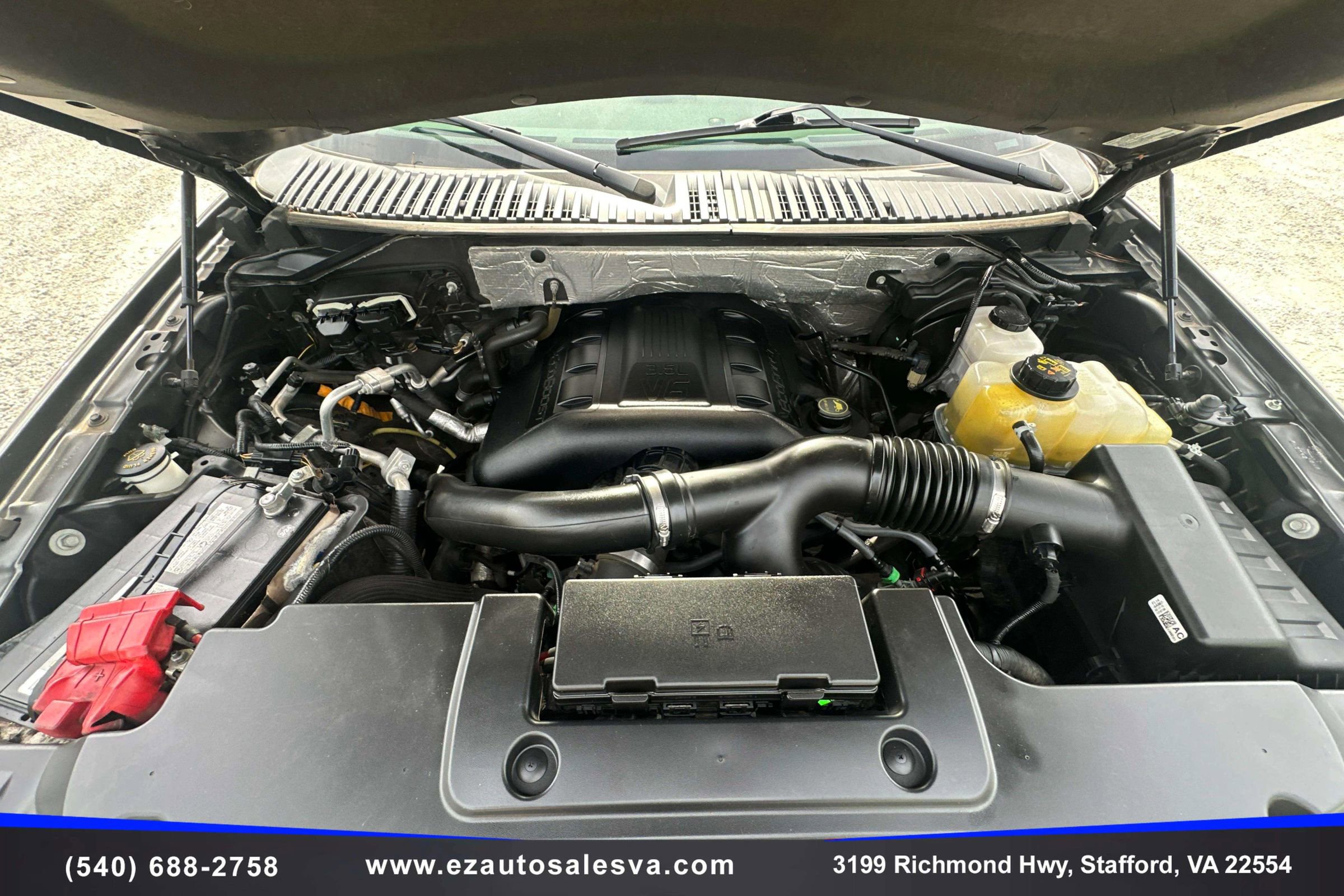 Used 2015 Ford Expedition EL Platinum image 12